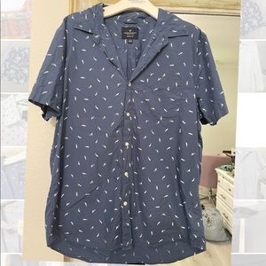 American Eagle Men’s shirt sleeve button up shirt